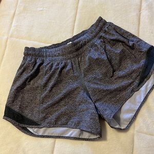 Lululemon shorts with size zipper pocket